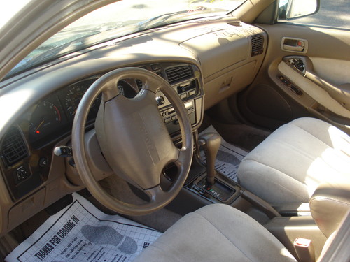 Image 5 of 1996 Toyota Camry LE…